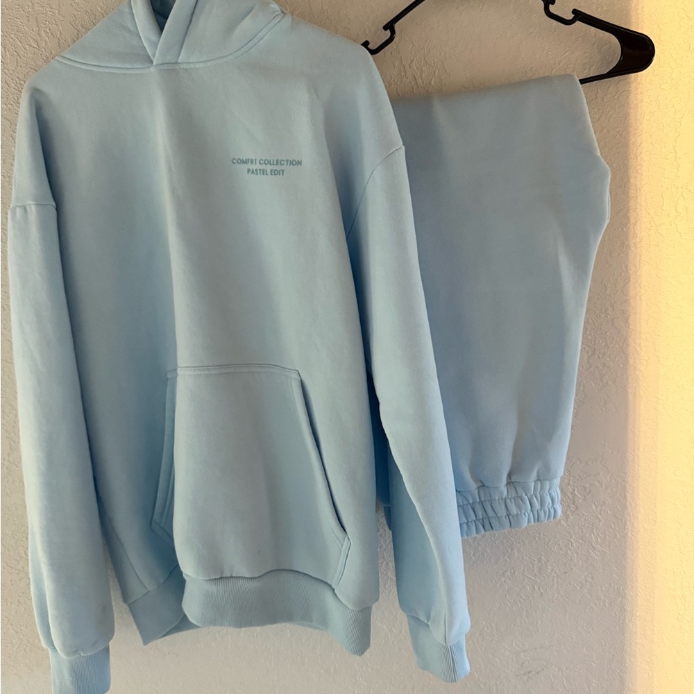 Brand New Comfrt Pastel Collection Set